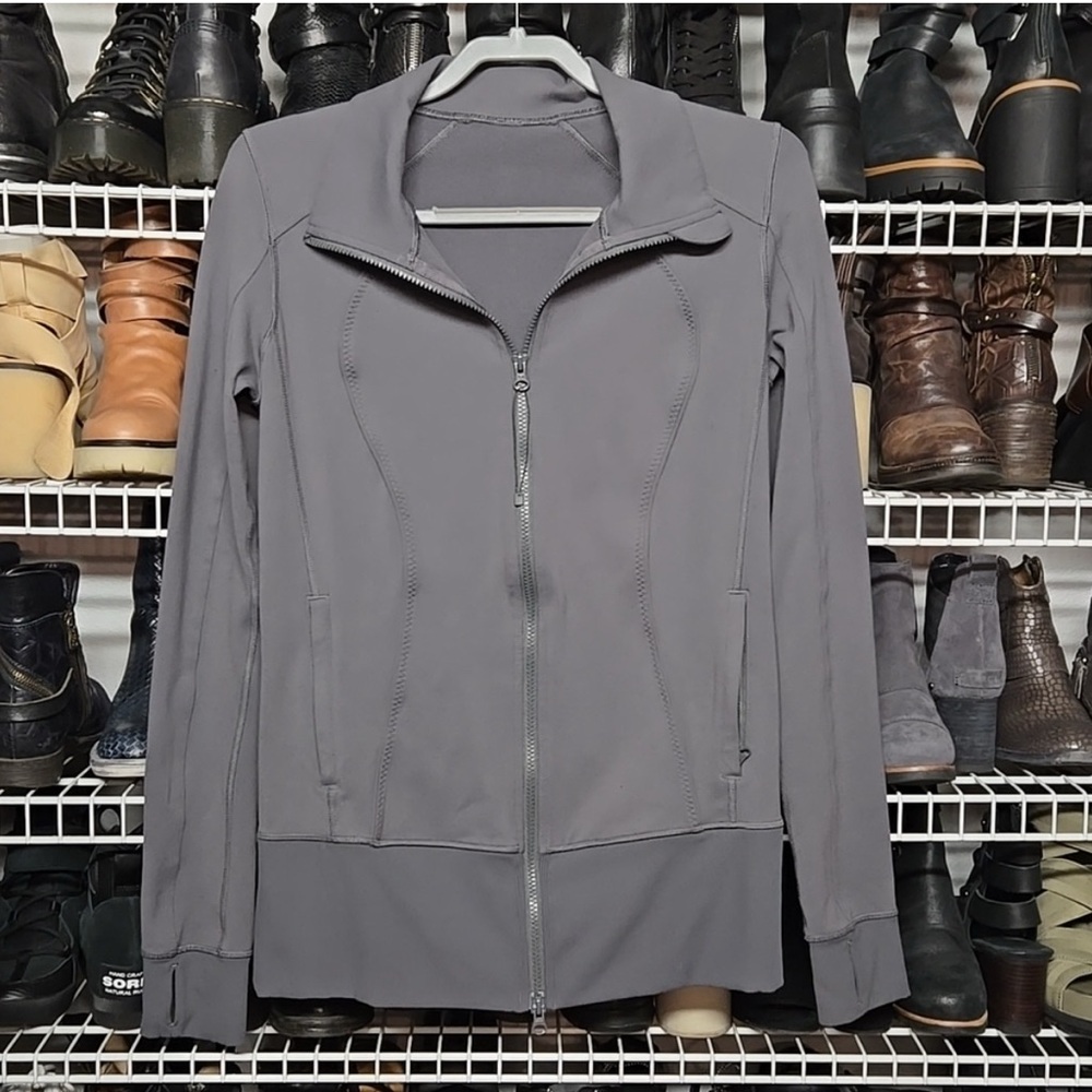 Lululemon gray zip jacket - Picture 5 of 8